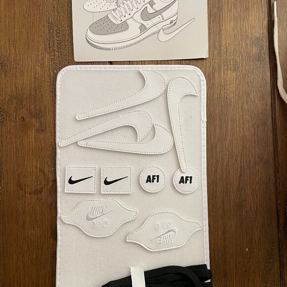 Nike Air Force 1/1 White Men's 8.5 Women's 10 Velcro Interchangeable - Picture 2 of 6